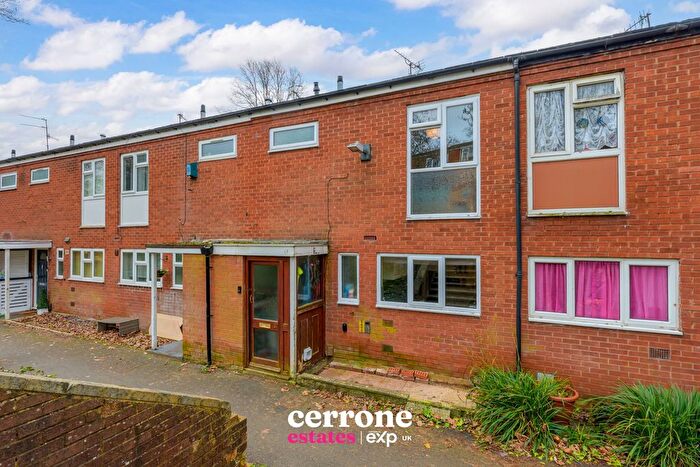 3 Bedroom Terraced House For Sale In Dowlers Hill Crescent, Greenlands, Redditch, B98