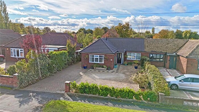 3 Bedroom Bungalow For Sale In Ferry Road West, Scunthorpe, Lincolnshire, DN15