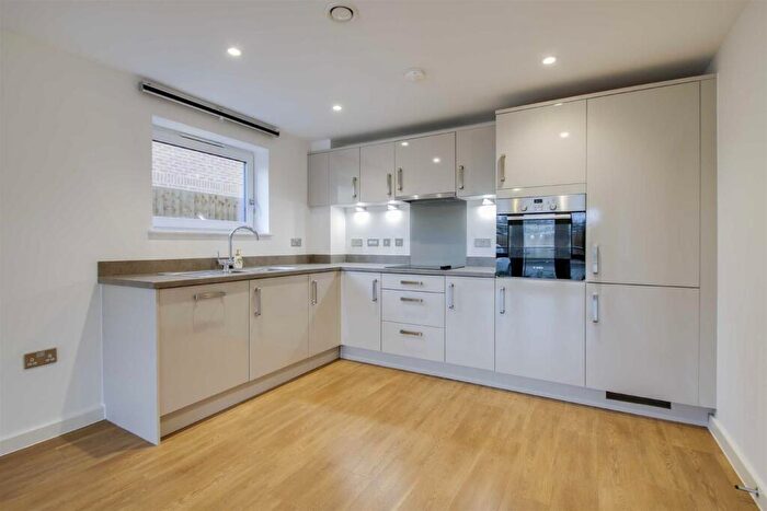 1 Bedroom Apartment To Rent In Gambit Avenue, Oakgrove Village, MK10