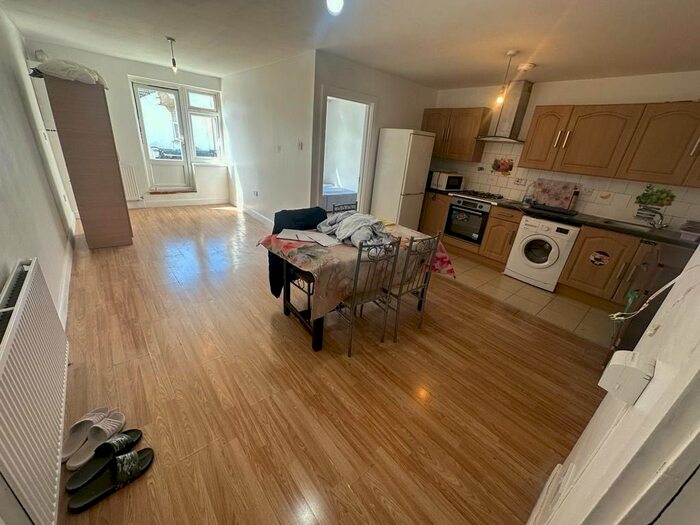 3 Bedroom Property To Rent In Upton Lane, London, E7