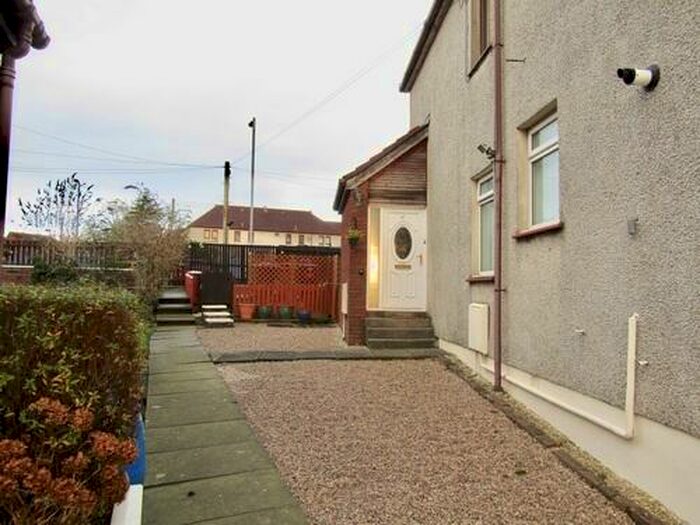 2 Bedroom Flat To Rent In Western Road, Kilmarnock, KA3