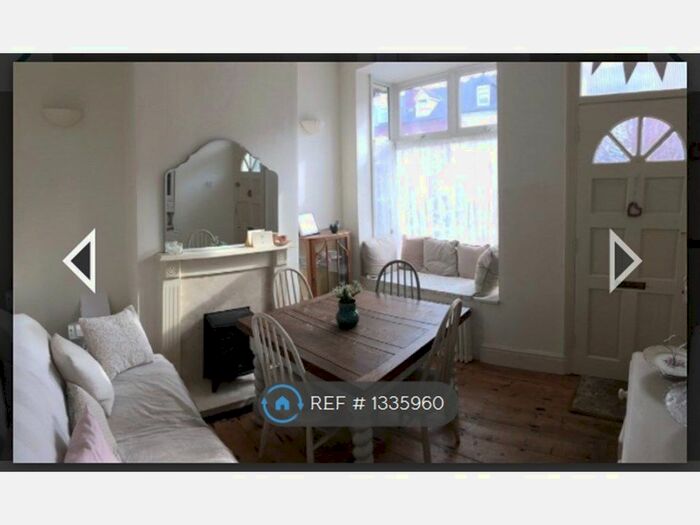 3 Bedroom Terraced House To Rent In Lightwoods Rd, West Midlands, B67