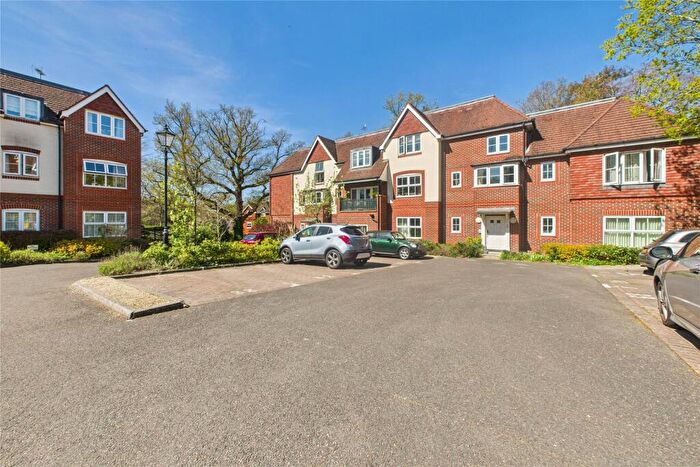 2 Bedroom Apartment To Rent In St. Catherines Wood, Camberley, Surrey, GU15