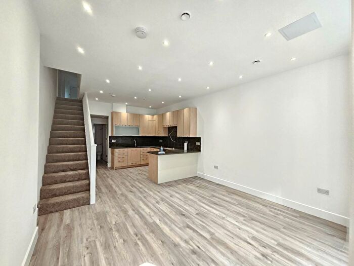 5 Bedroom Terraced House To Rent In Seaford Road, London, N15