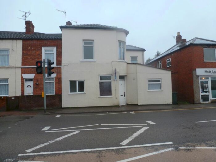 2 Bedroom Flat To Rent In High Street, Codnor, Ripley, DE5