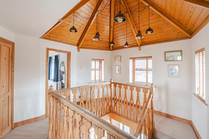 3 Bedroom Detached House For Sale In Windsor Grove, Goxhill, Barrow-Upon-Humber, DN19