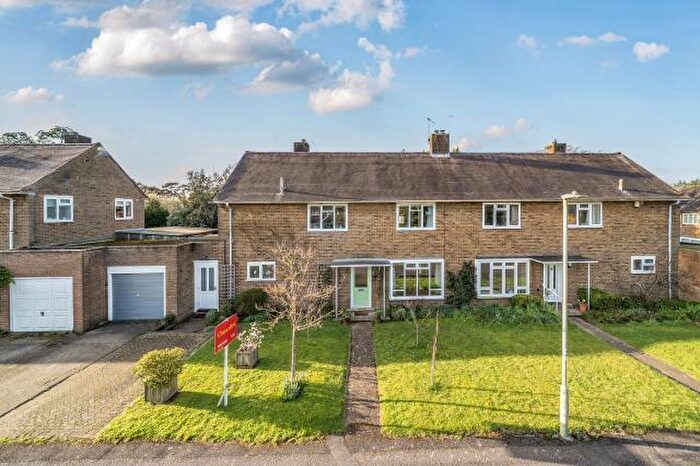 4 Bedroom Semi-Detached House For Sale In Letcombe Avenue, Abingdon, OX14