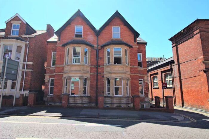 1 Bedroom Flat To Rent In Milton Road, Swindon, SN1