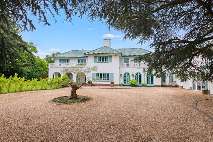5 Bedroom Country House For Sale In Rugby Road, Burbage, LE10