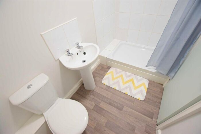 1 Bedroom Flat To Rent In Colbeck Chambers - High Street Apartment - Available Now, LN5