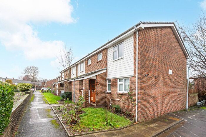 3 Bedroom End Terrace House To Rent In Belmont Park Close, Lewisham, London, SE13