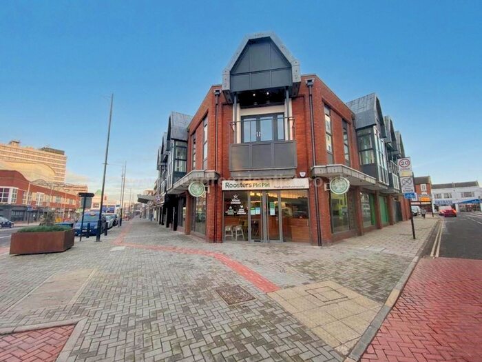 2 Bedroom Flat To Rent In London Road, Southend On Sea, SS1