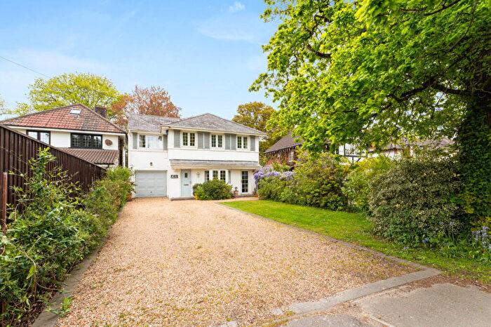 4 Bedroom Detached House For Sale In Magna Road, Bournemouth, BH11