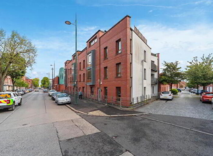 2 Bedroom Apartments For Sale In Apt, Templemore Avenue, Belfast, BT5