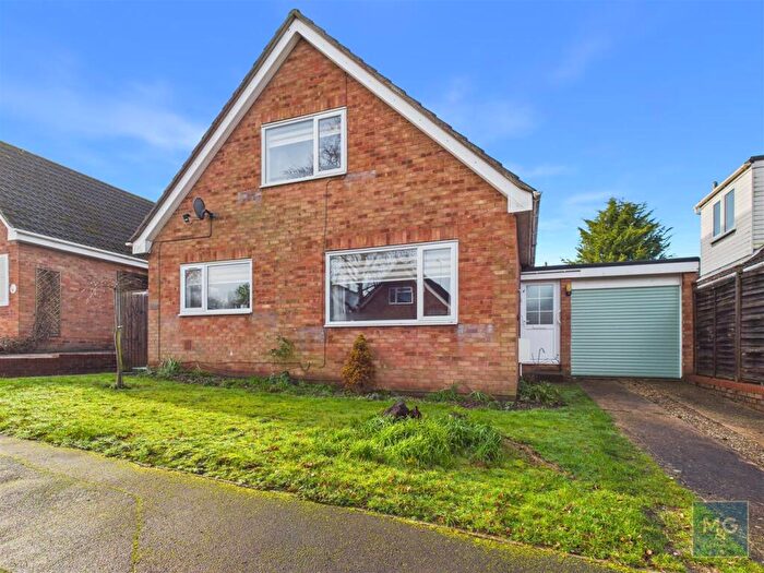 3 Bedroom Chalet For Sale In Saxon Rise, Bury St. Edmunds, IP33