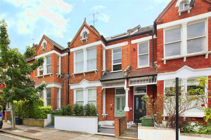 1 Bedroom Terraced House For Sale In Killyon Road, Clapham, SW8