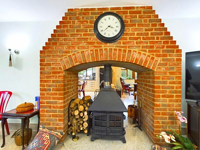 4 Bedroom Detached House For Sale In Tandridge Hill Lane, Godstone, RH9