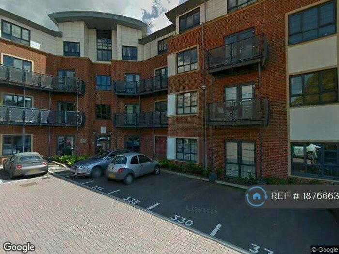 1 Bedroom Flat To Rent In Wallis Square, Farnborough, GU14