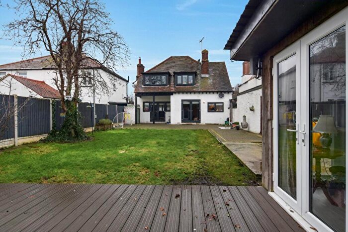 3 Bedroom Detached House For Sale In Caulfield Road, Shoeburyness, Essex, SS3