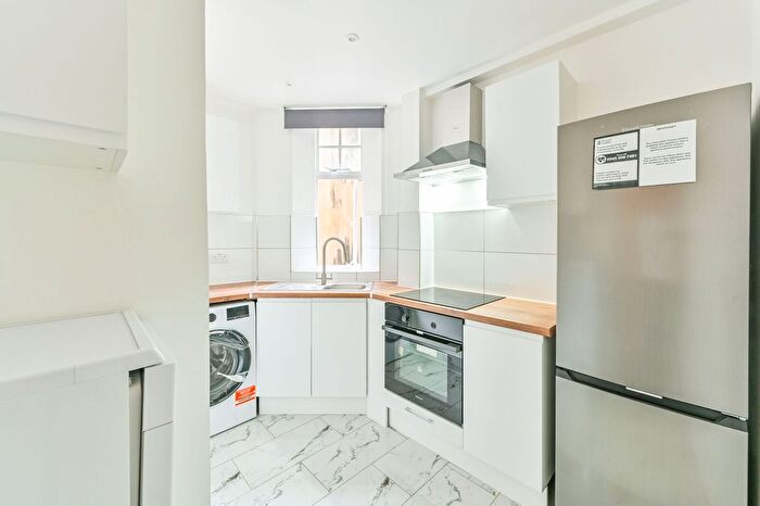 1 Bedroom Flat To Rent In Seymour Street, Marylebone, London, W1H