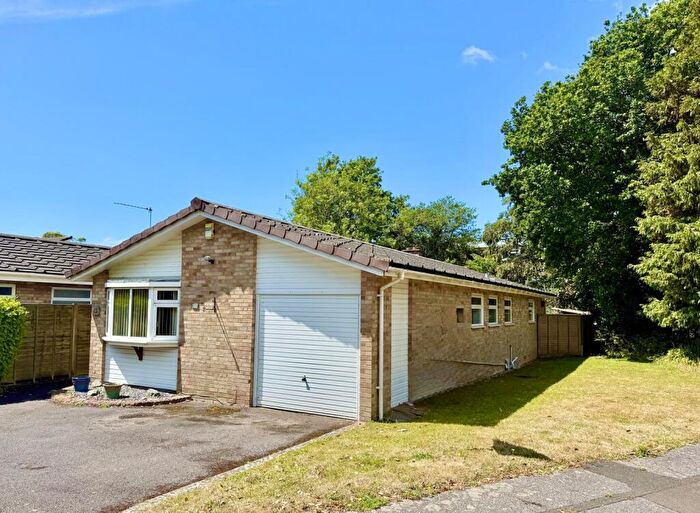 2 Bedroom Bungalow For Sale In Ranelagh Road, Highcliffe, Christchurch, BH23