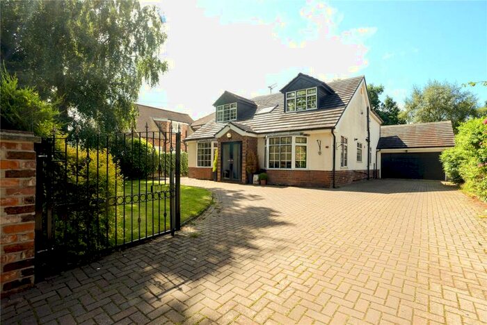 4 Bedroom Detached House To Rent In Browns Lane, Wilmslow, Cheshire, SK9
