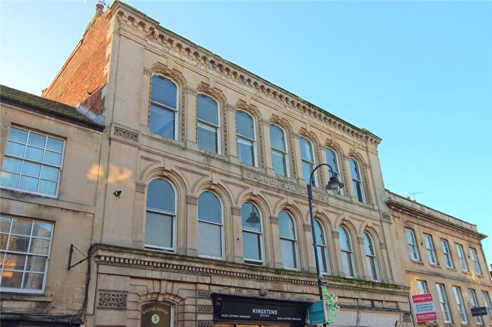 2 Bedroom Apartment For Sale In Fore Street, Trowbridge, BA14