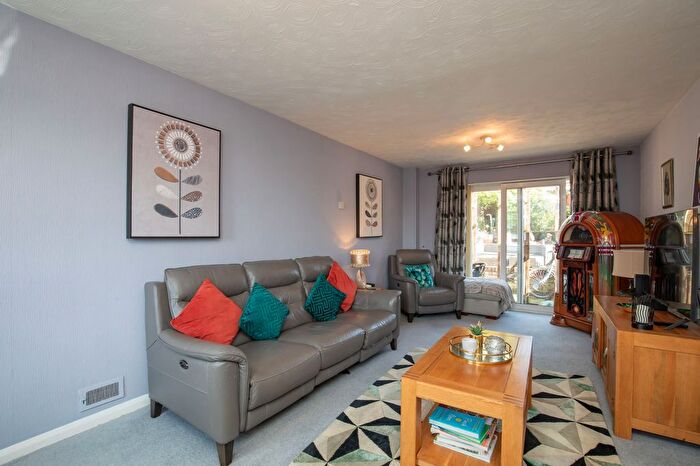 4 Bedroom Detached House For Sale In Sheerwater Close, St. Mellons, CF3