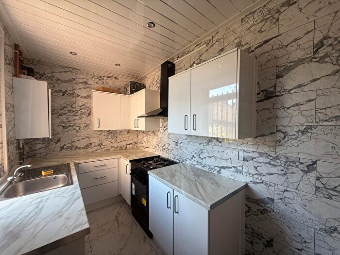 2 Bedroom End Of Terrace House To Rent In Redruth Street, Burnley, BB12