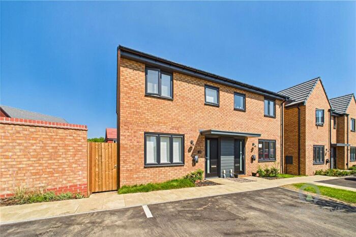 3 Bedroom Semi-Detached House To Rent In Jubilee Road, Harlestone Park, Northampton, Northamptonshire, NN5