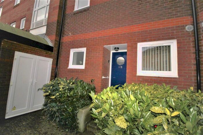 1 Bedroom Flat To Rent In Princes Reach, Ashton-On-Ribble, Preston PR2