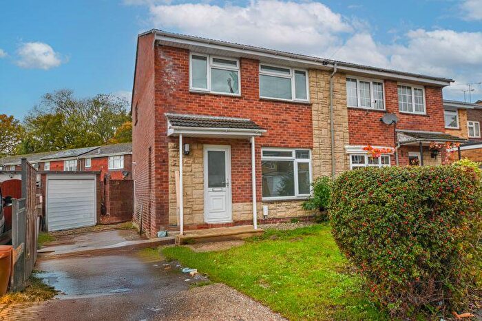 3 Bedroom Semi Detached House For Sale In Place Crescent, Purbrook, PO7