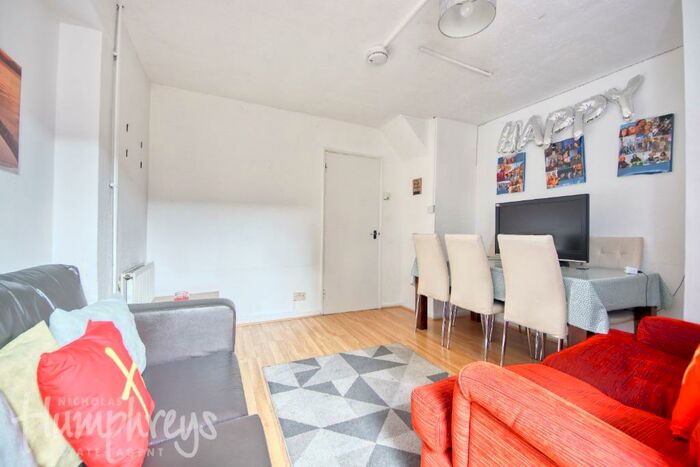 5 Bedroom Terraced House To Rent In Tunstall Road, Canterbury, CT2