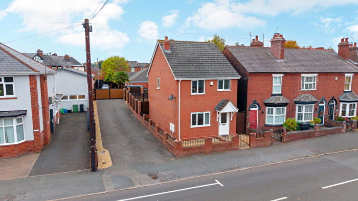 3 Bedroom Detached House For Sale In South Road, Norton, Stourbridge, DY8