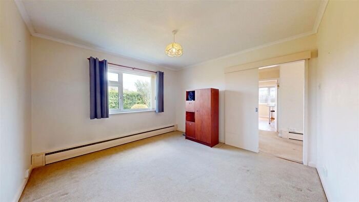2 Bedroom Detached Bungalow For Sale In Fane Close, Stamford, PE9