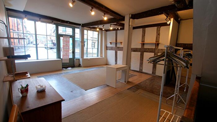 2 Bedroom Flat For Sale In High Street, Winchcombe, GL54