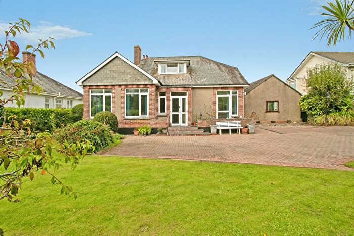 5 Bedroom Bungalow For Sale In Pendarves Road, Camborne, Cornwall, TR14