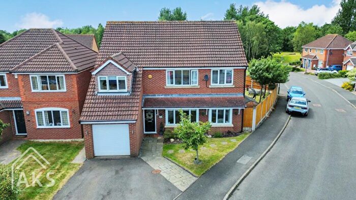 5 Bedroom Detached House For Sale In Pegasus Way, Hilton, DE65