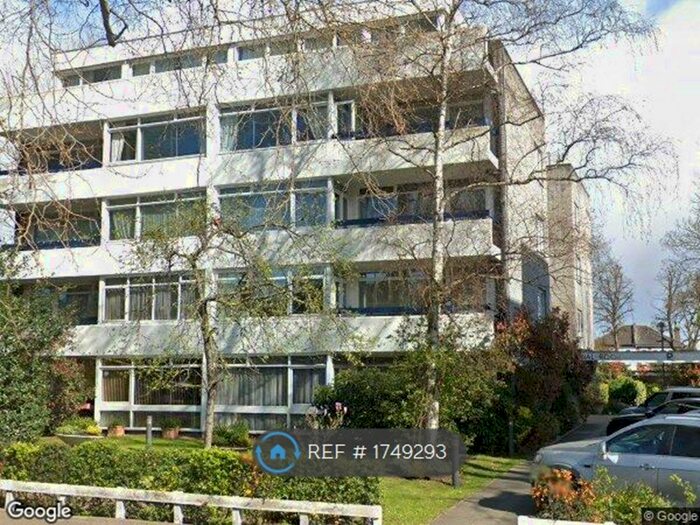 2 Bedroom Flat To Rent In Walbrook, London, E18