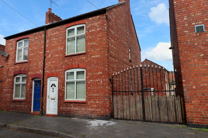 2 Bedroom Semi-Detached House To Rent In Newton Street, Crewe, CW1