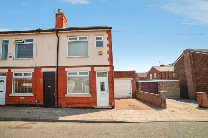 2 Bedroom Semi-Detached House For Sale In Bath Street, Sutton-in-Ashfield, Nottinghamshire, NG17