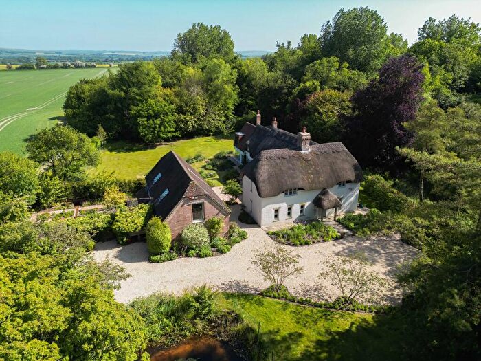 5 Bedroom Detached House For Sale In Nonesuch Farm Broad Hinton, Swindon, SN4