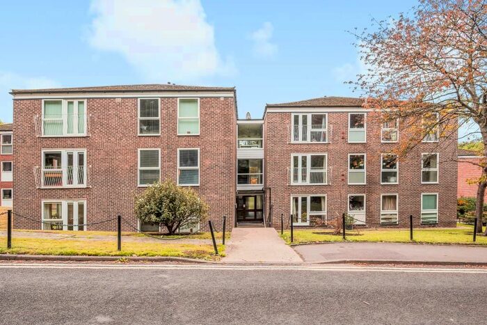 2 Bedroom Flat To Rent In Granville Court, Cheney Lane, OX3