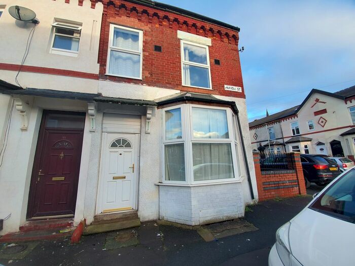 4 Bedroom Terraced House To Rent In Honor Street, Manchester M13