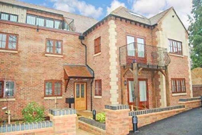 1 Bedroom Flat To Rent In Raleigh Park Road, Botley, Oxford, OX2