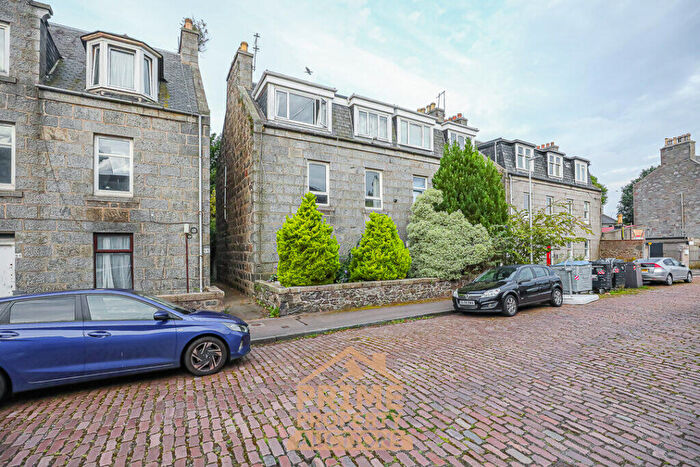 2 Bedroom Apartment For Sale In Jute Street, Aberdeenshire, AB24