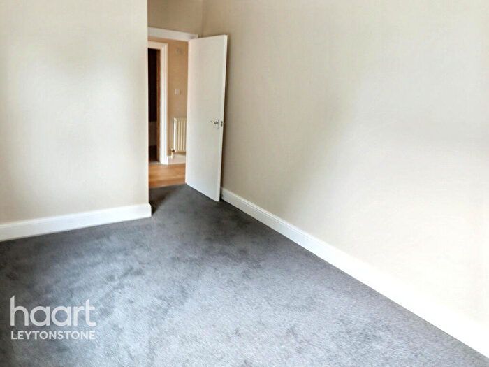 2 Bedroom Block Of Apartments To Rent In Skeltons Lane, London, E10