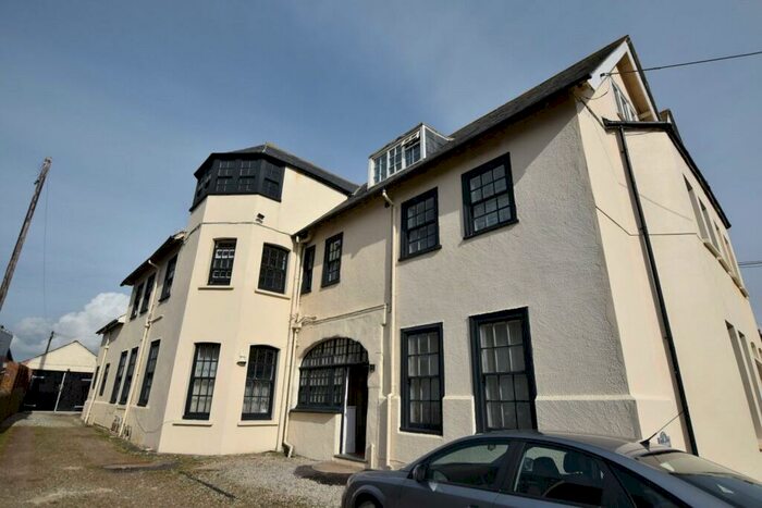 1 Bedroom Flat To Rent In Bude, Cornwall, EX23