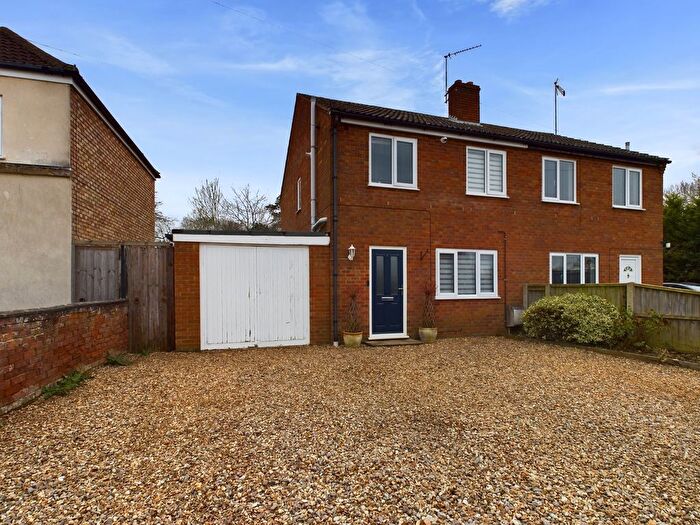 3 Bedroom Semi-Detached House For Sale In Downham Road, Runcton Holme, King's Lynn, PE33