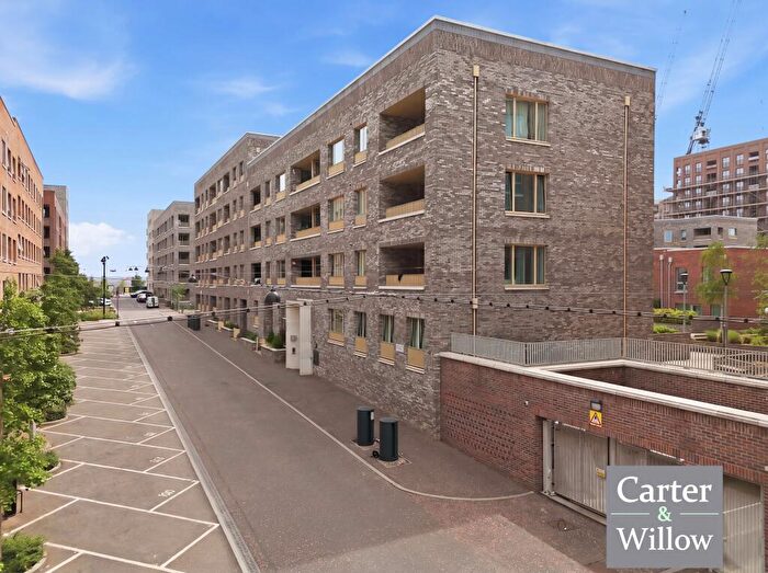 2 Bedroom Flat For Sale In Newman House, Kentfield Street, Barking, IG11